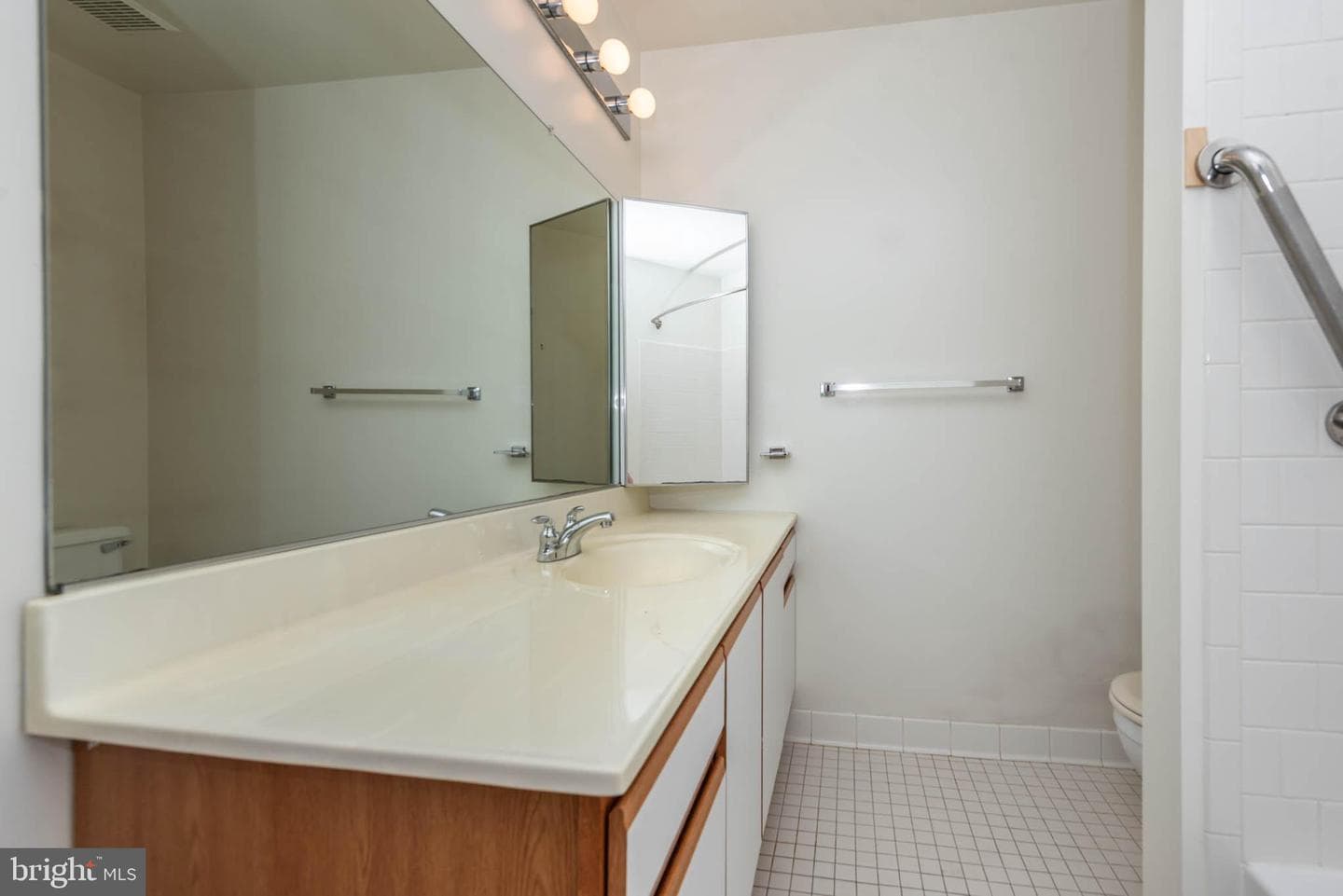 2 Rumford Drive #304 photo 11
