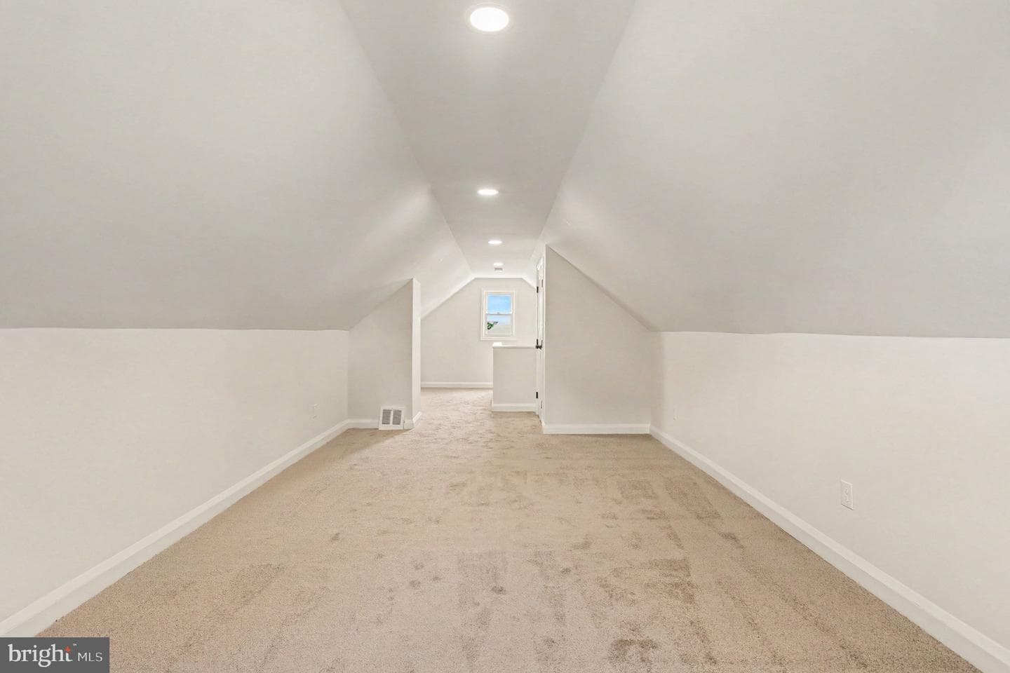2513 Canterbury Road photo 20
