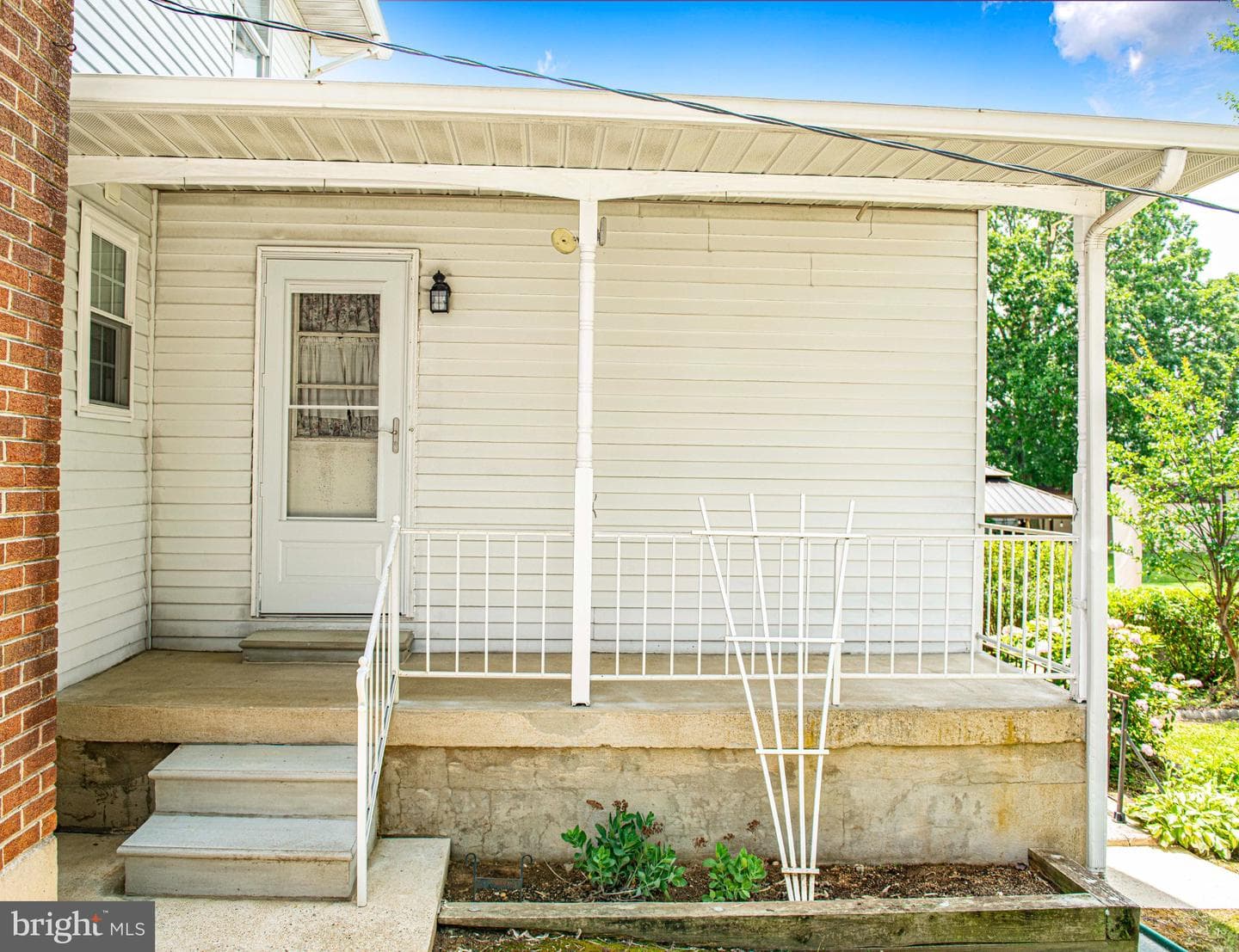 614 George Avenue photo 10