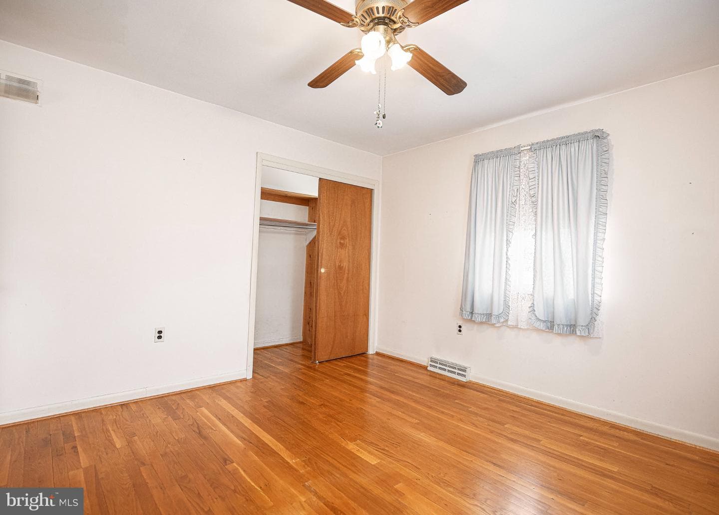 614 George Avenue photo 32