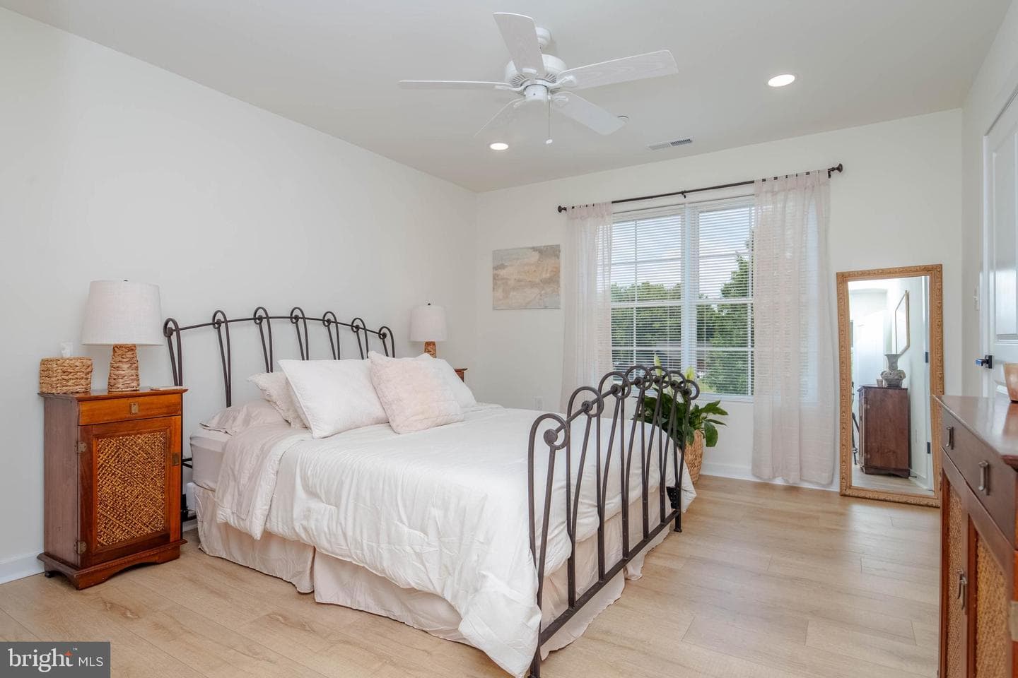 1117 Chester Road photo 37