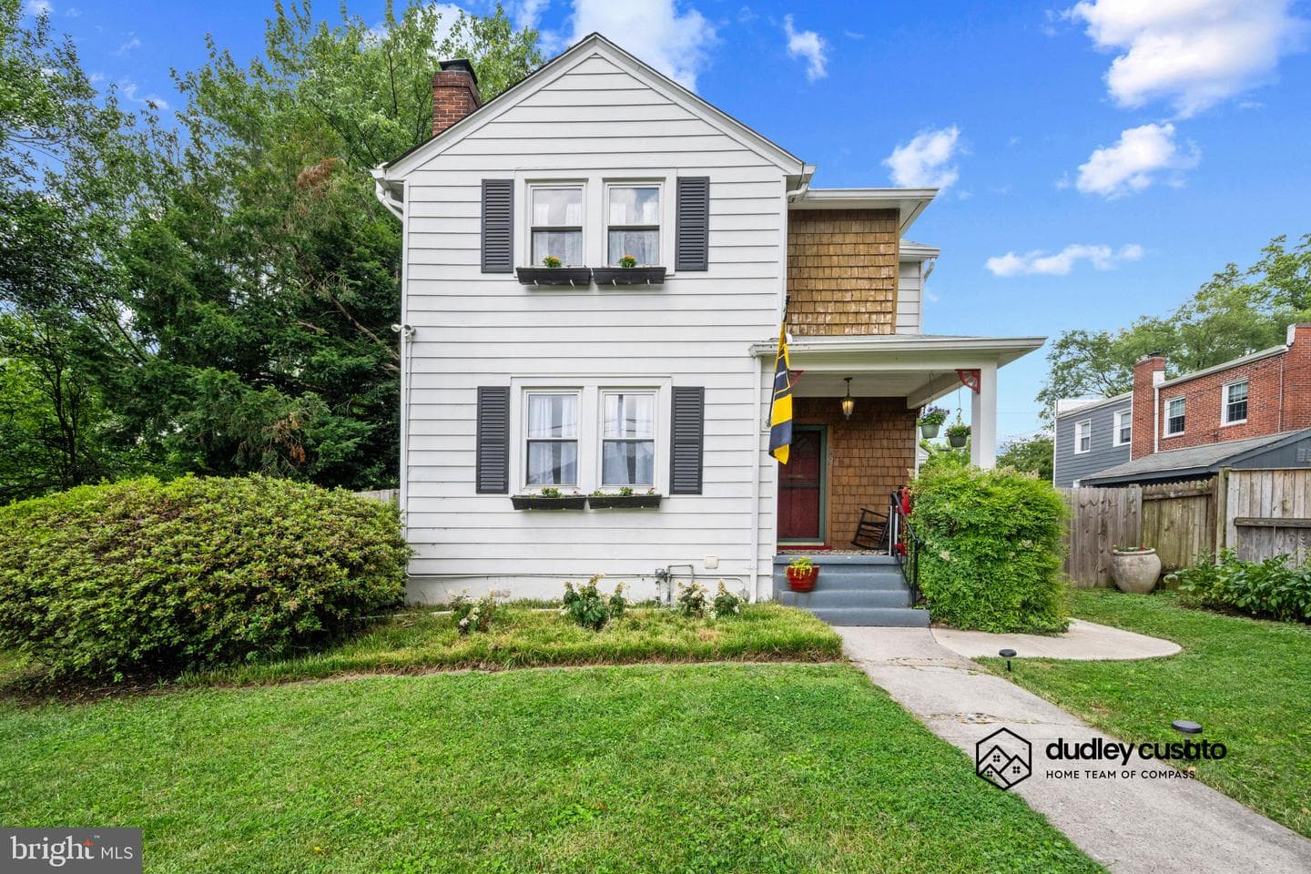 47 Willow Avenue photo 35