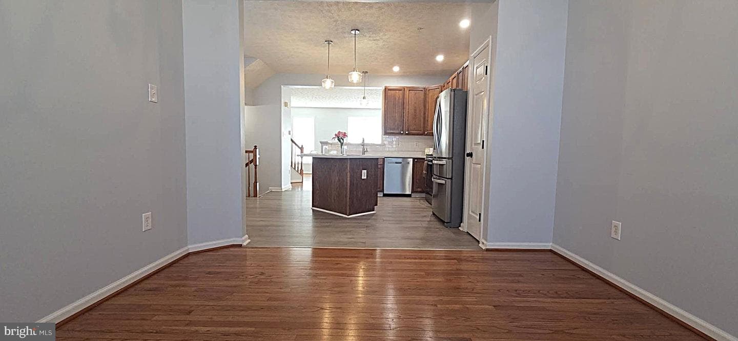 9776 Harvester Cir photo 18