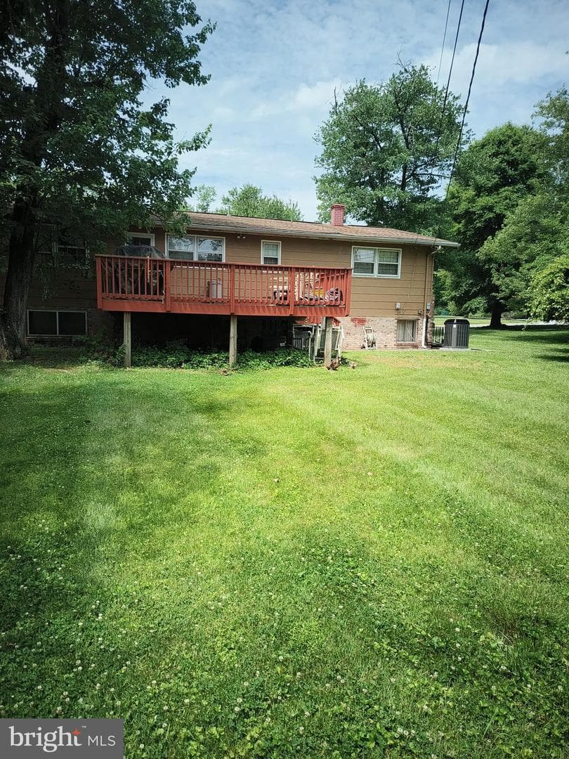 8820 Flagstone Drive photo 2