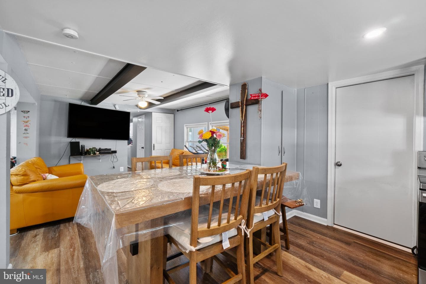 3503 Honeysuckle Lane photo 12
