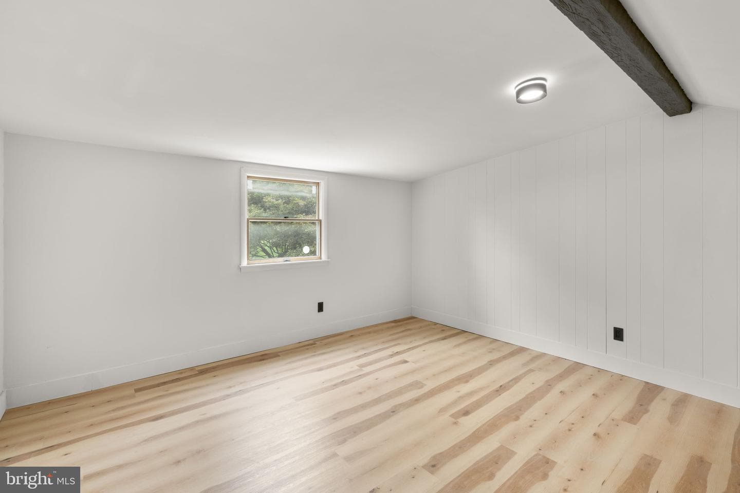 577 Brook Road photo 22