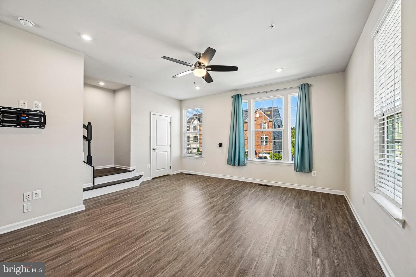 1 Gates Park Court photo 15