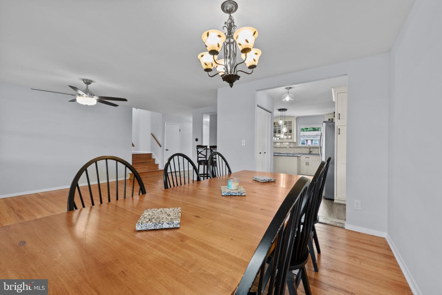 8606 Hickory Thicket Place photo 7