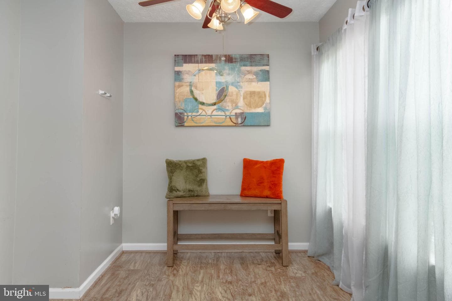 2021 Hackberry Road photo 13