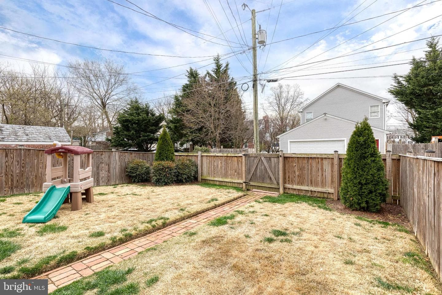 259 Ridge Avenue photo 42