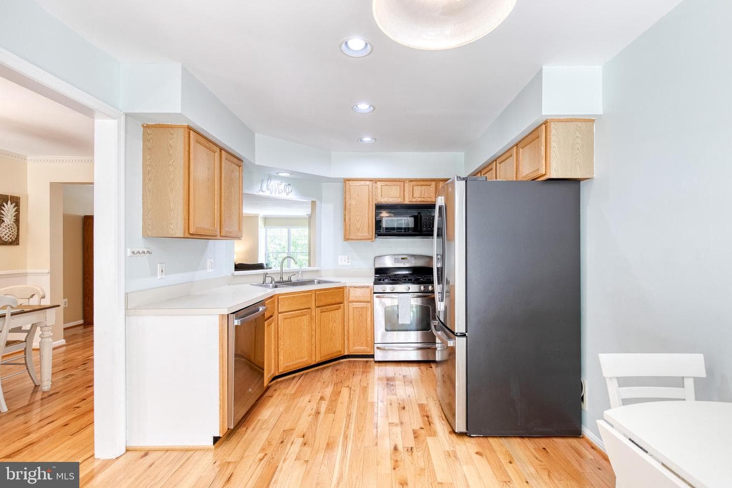 752 Leister Drive photo 14