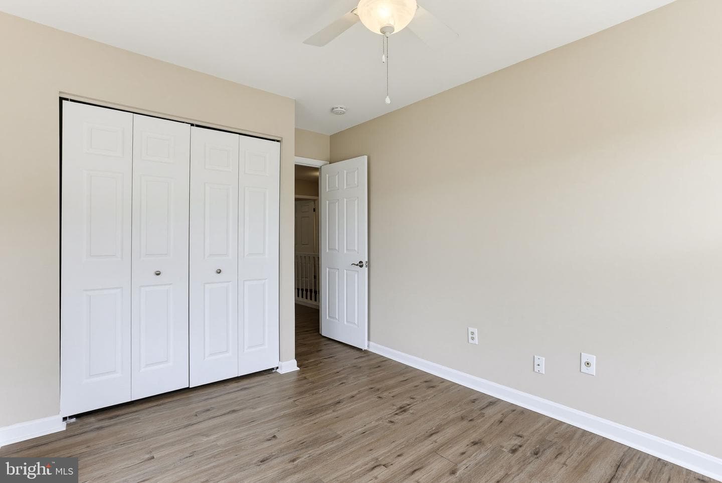 42 Rhodes Pl photo 18