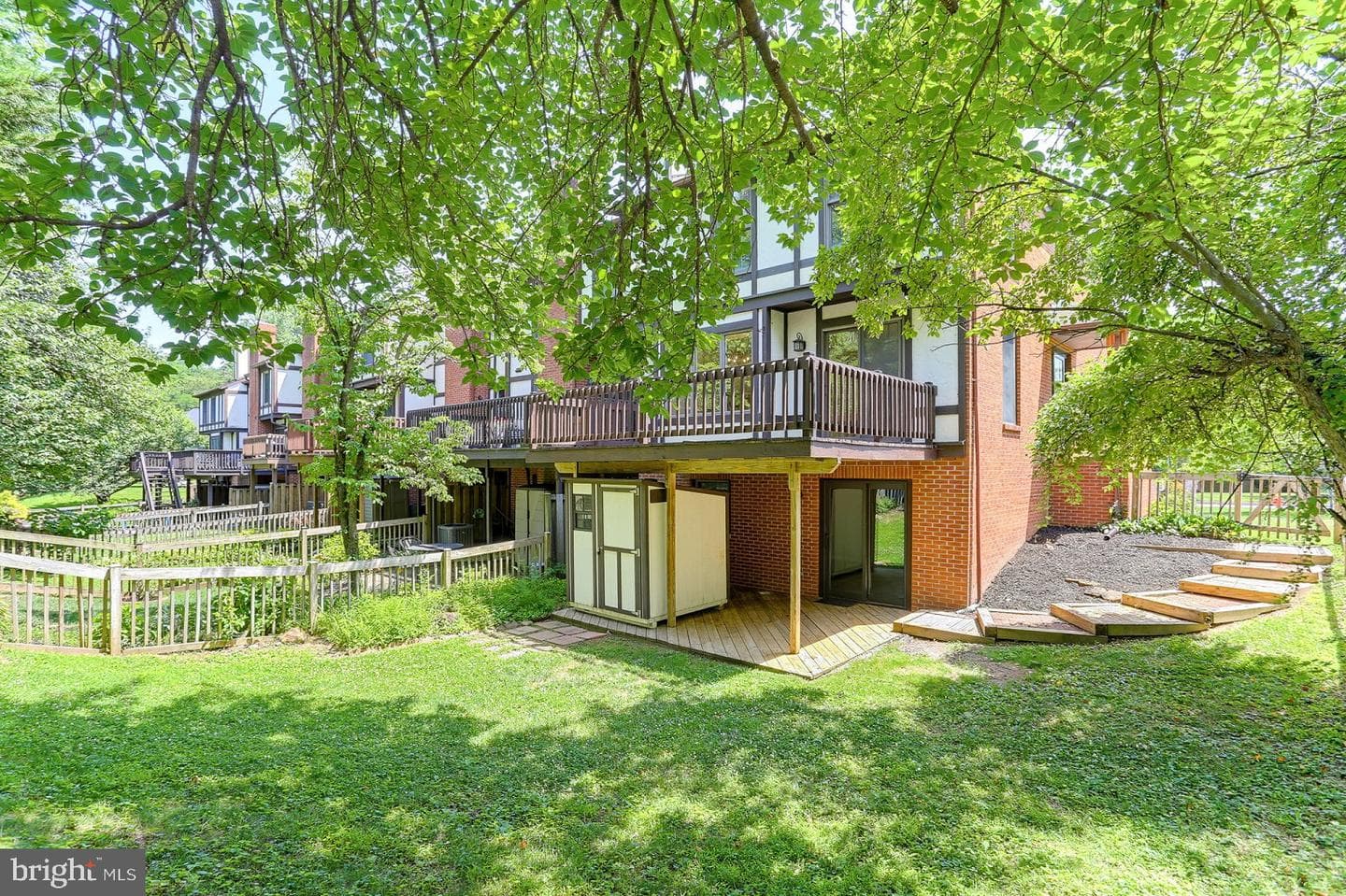 42 Rhodes Pl photo 29