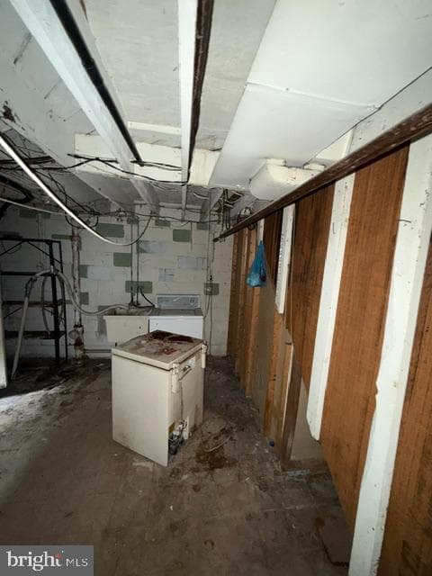 830 Middlesex Road photo 18