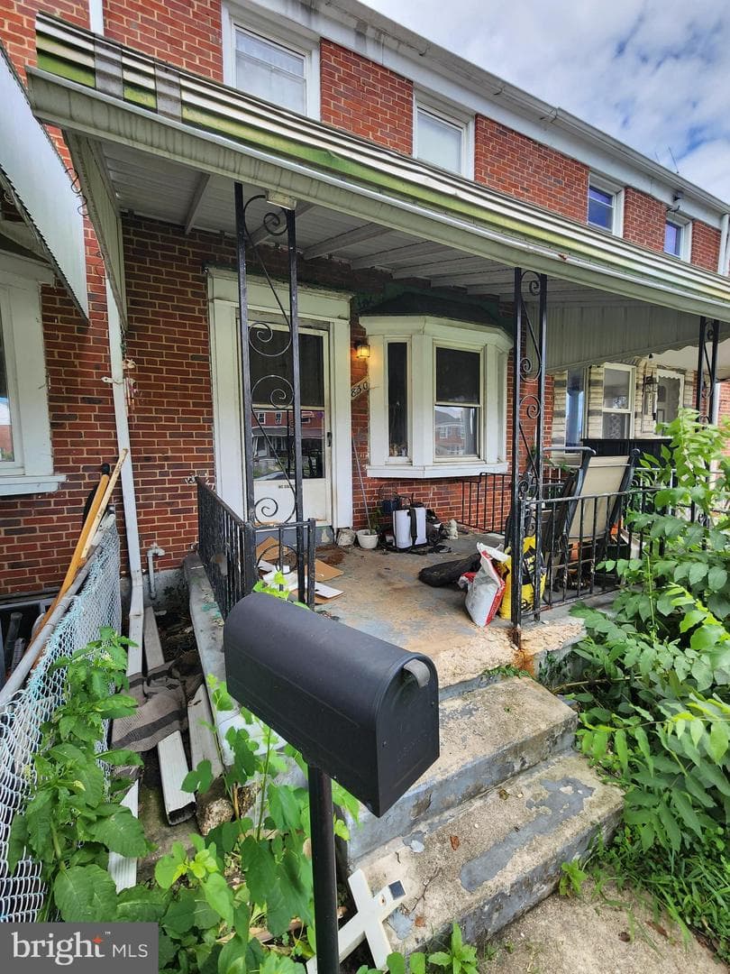 830 Middlesex Road photo 2