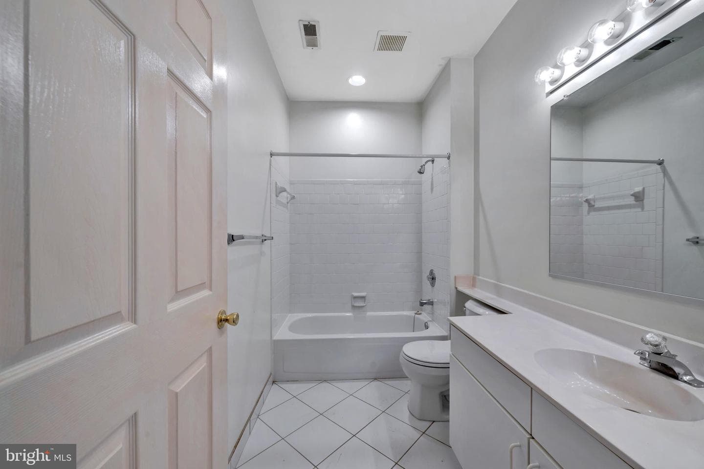 9219 Groffs Mill Drive #9219 photo 11