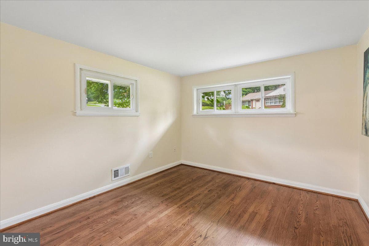 1204 Saint Andrews Way photo 11