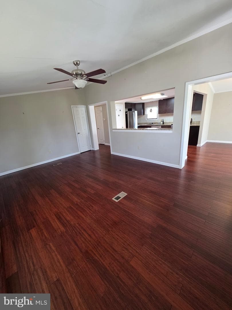 24 Tearose Dr photo 5
