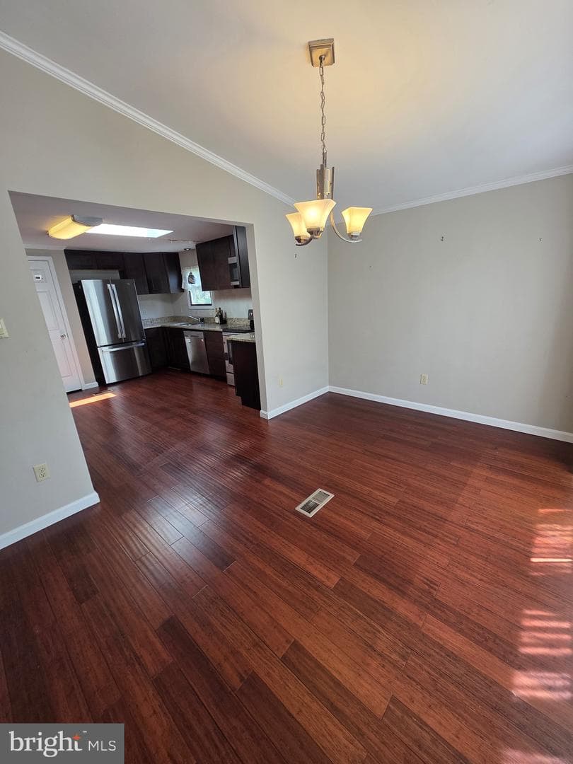 24 Tearose Dr photo 7