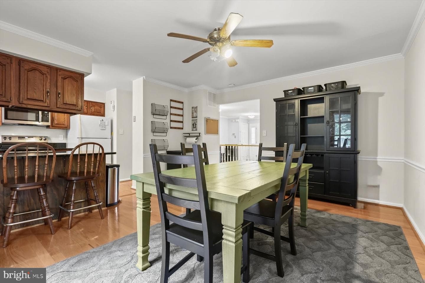 8614 Tower Bridge Way photo 9