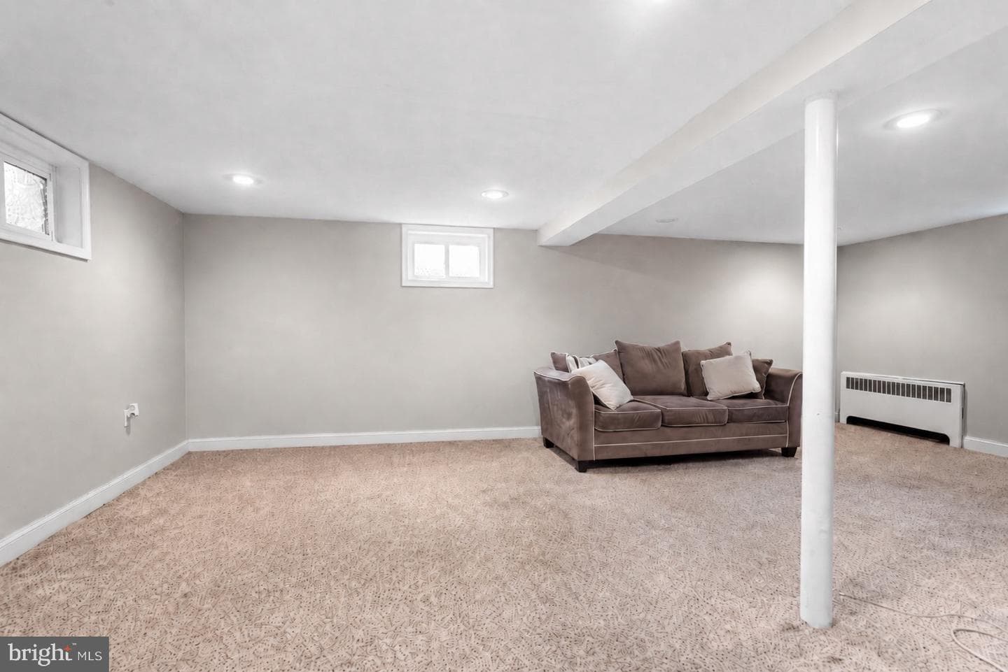 504 Spring Avenue photo 24