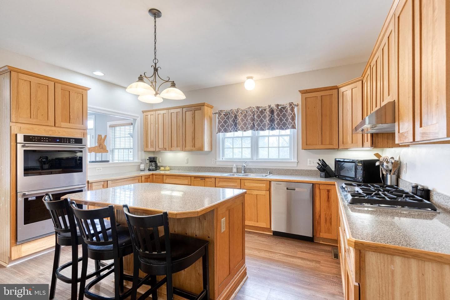 10925 Falls Road photo 13