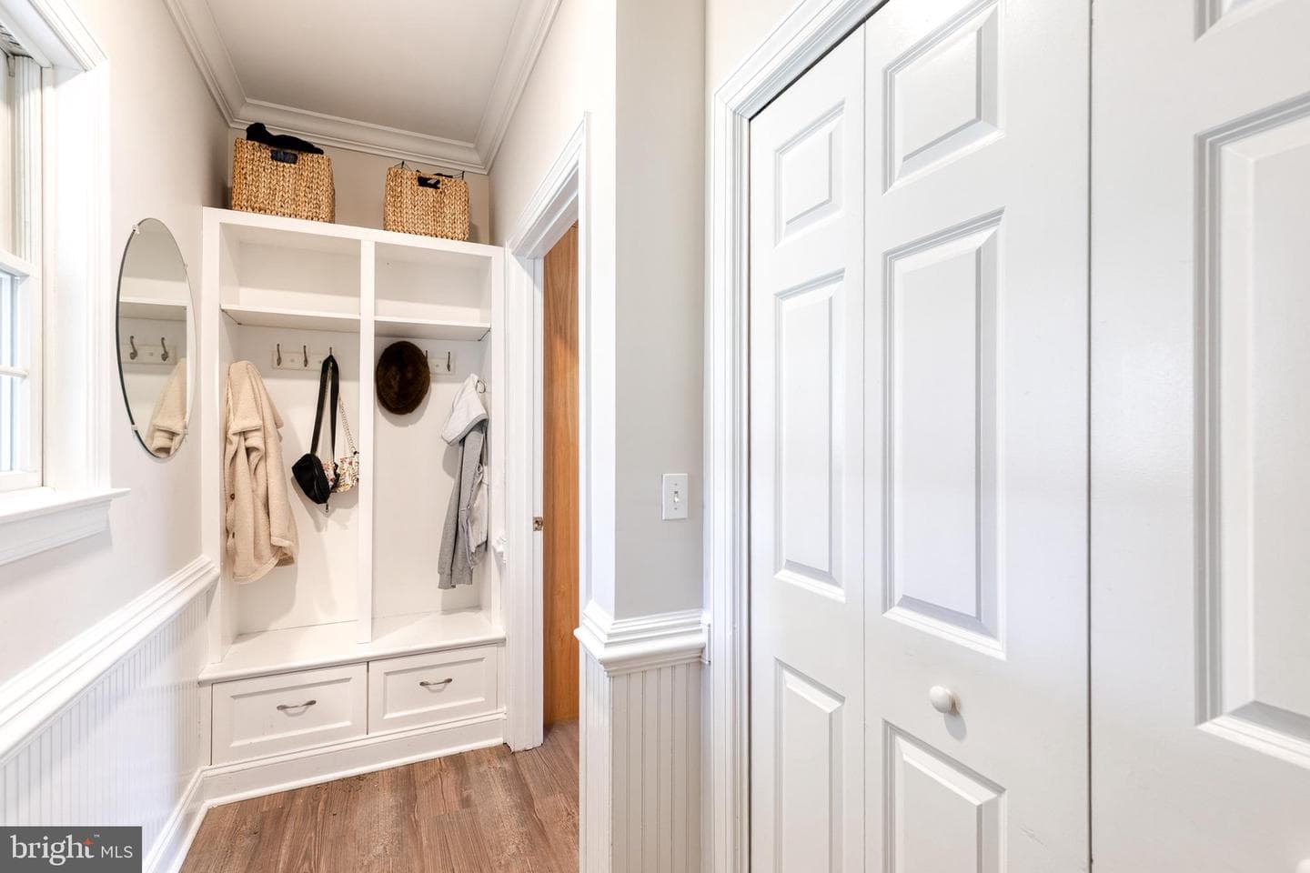 10925 Falls Road photo 24