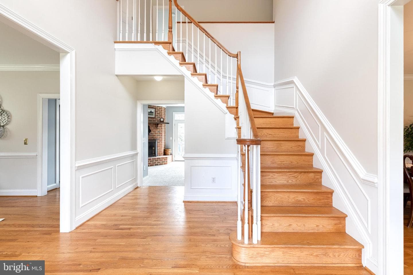 10925 Falls Road photo 3