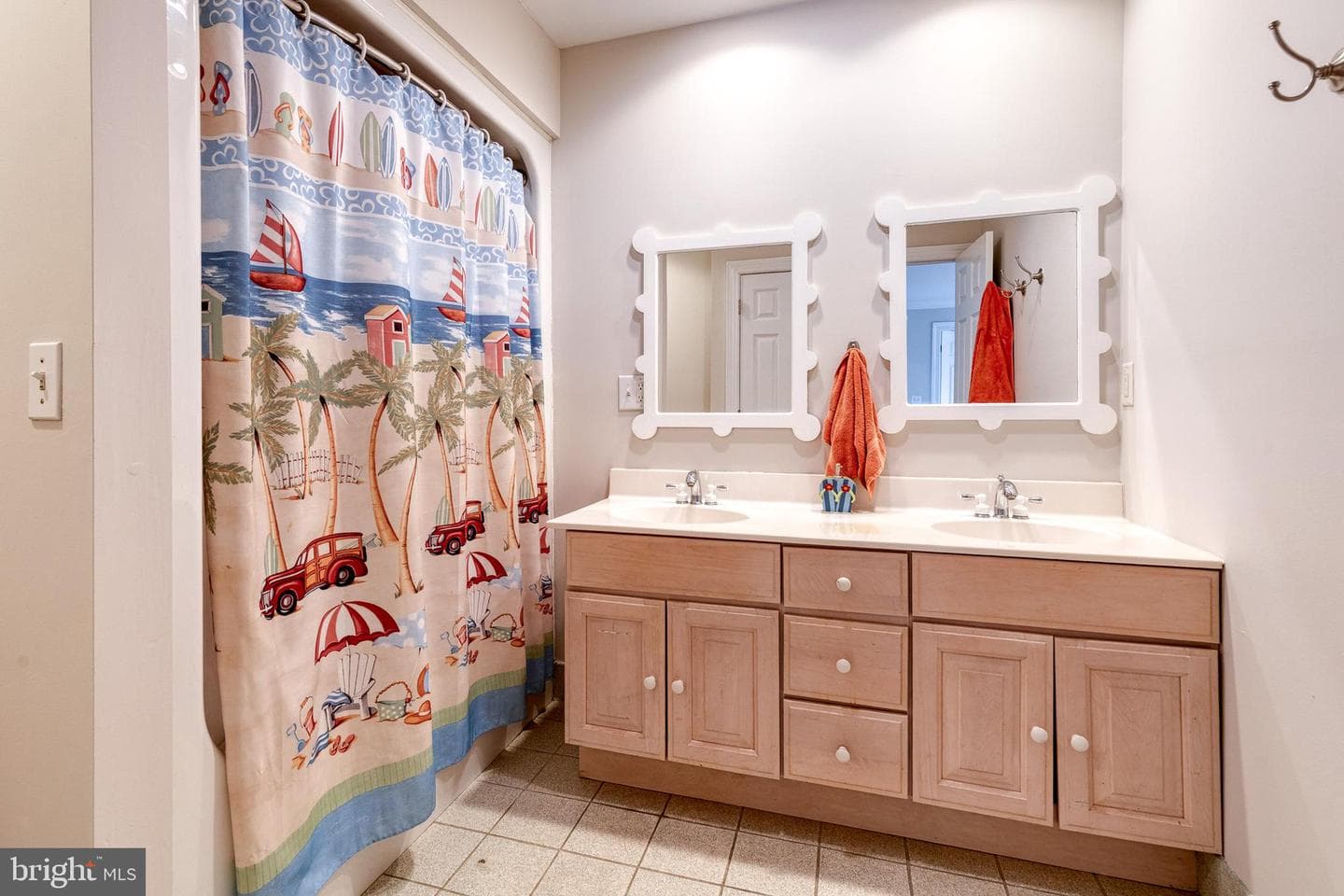 10925 Falls Road photo 30