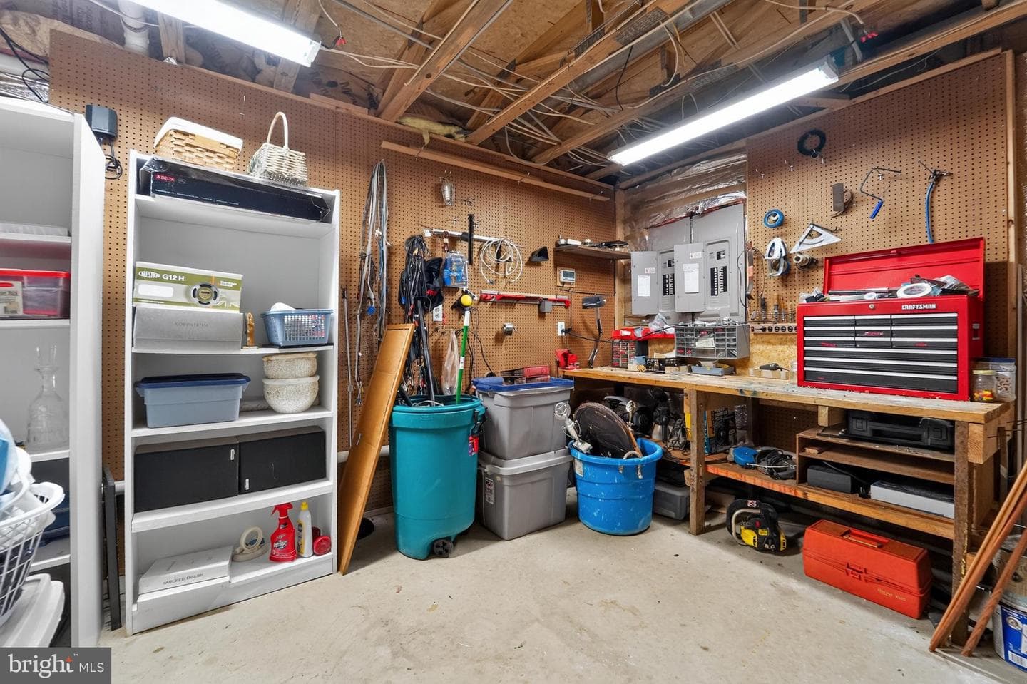 19018 Hunt Pass Court photo 45