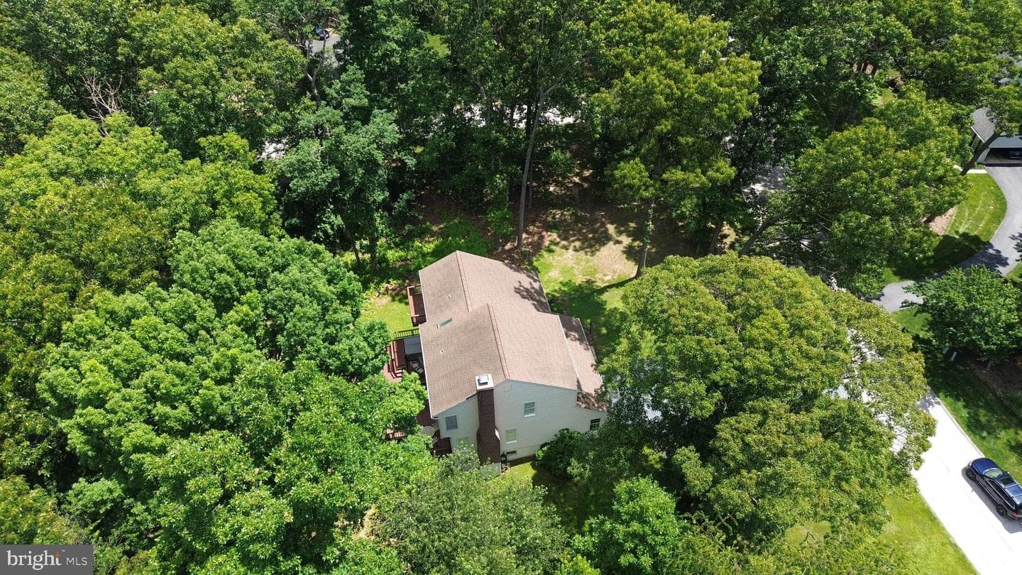 19018 Hunt Pass Court photo 7