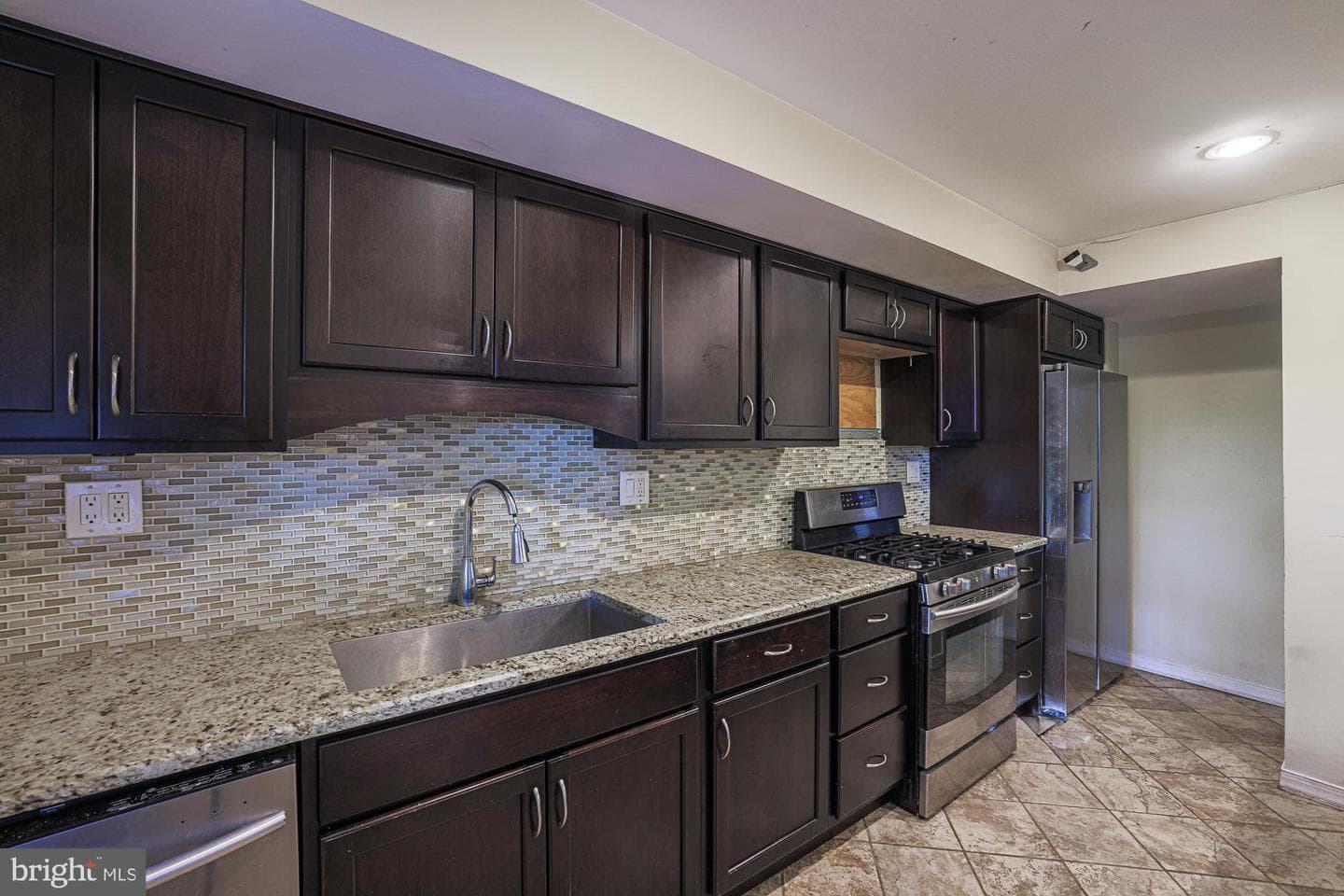 8529 Harris Ave photo 15