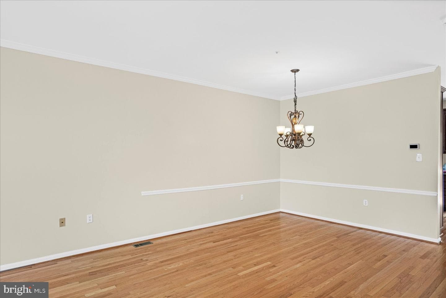 4303 Huntshire Rd photo 10