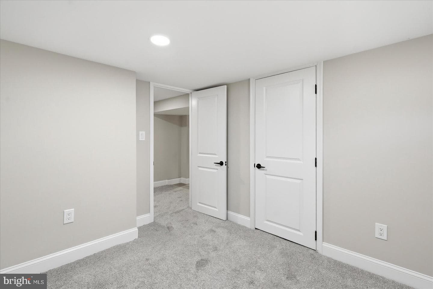 825 Martin Road photo 31