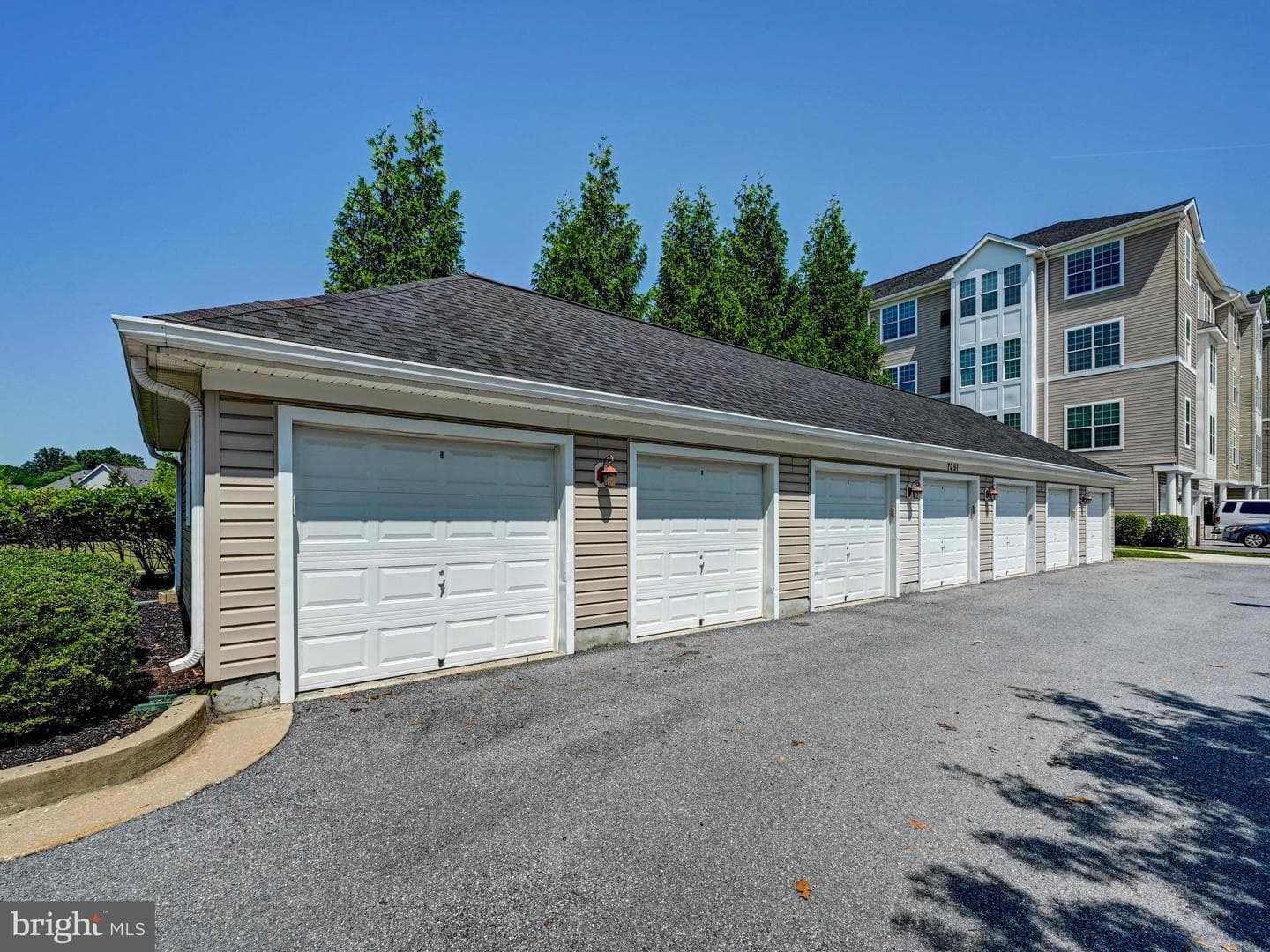 7101 Travertine Dr # 308 photo 24