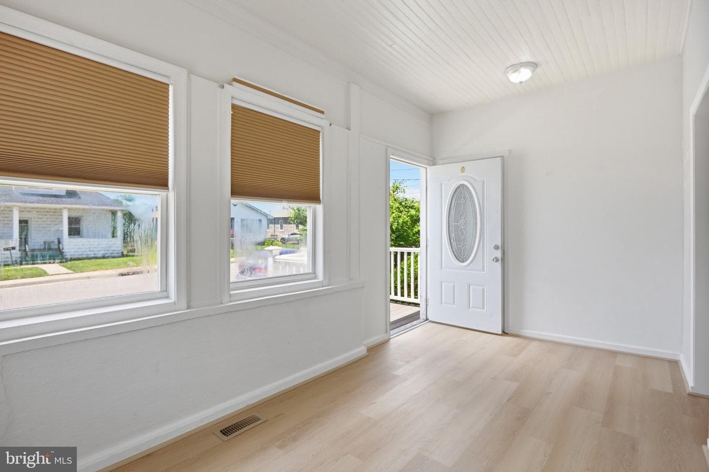 113 Margaret Avenue photo 3
