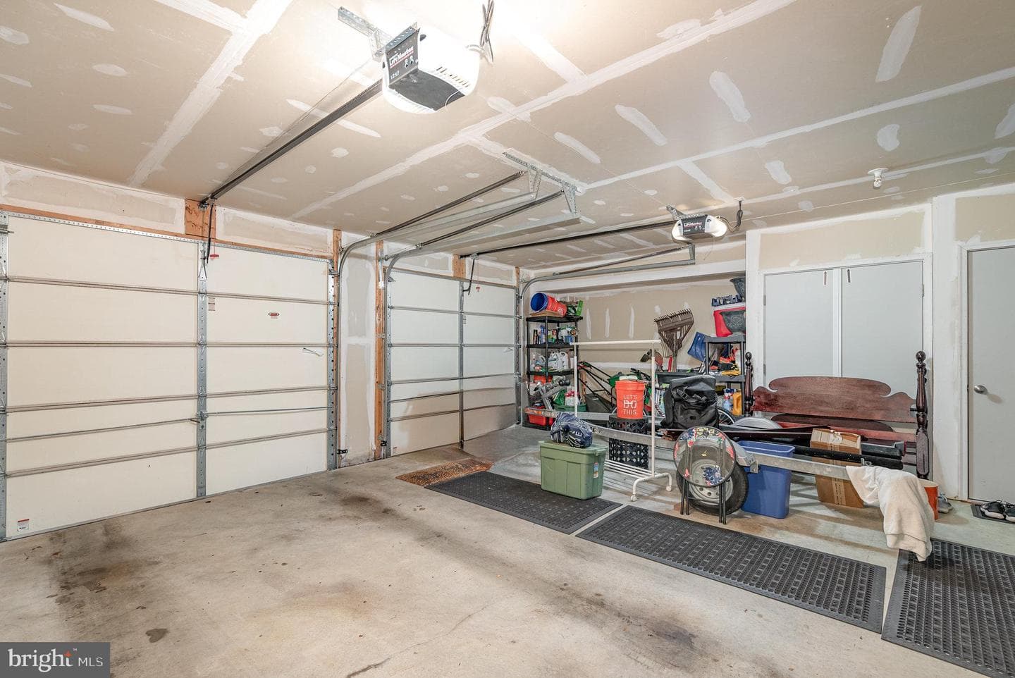 2069 Case Road photo 32