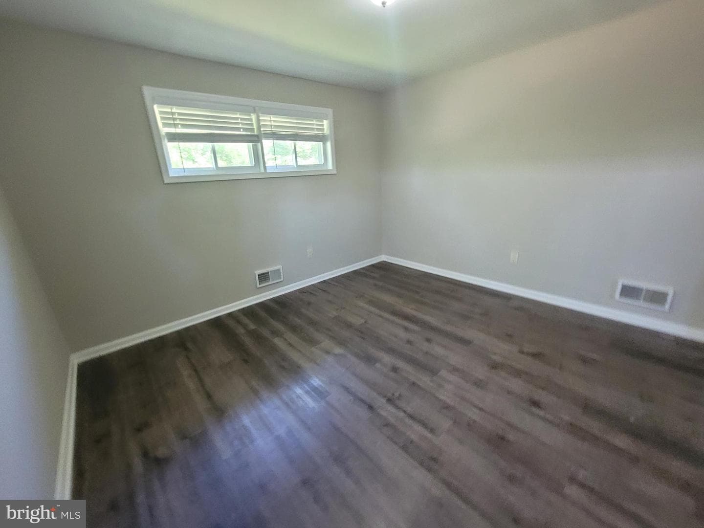 2012 Royal Garden Drive photo 14