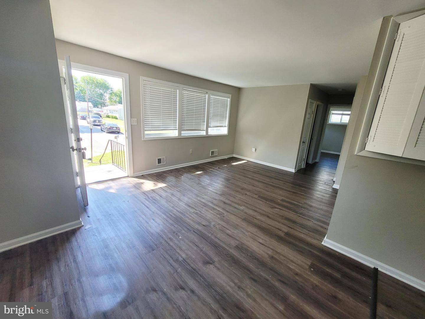 2012 Royal Garden Drive photo 7