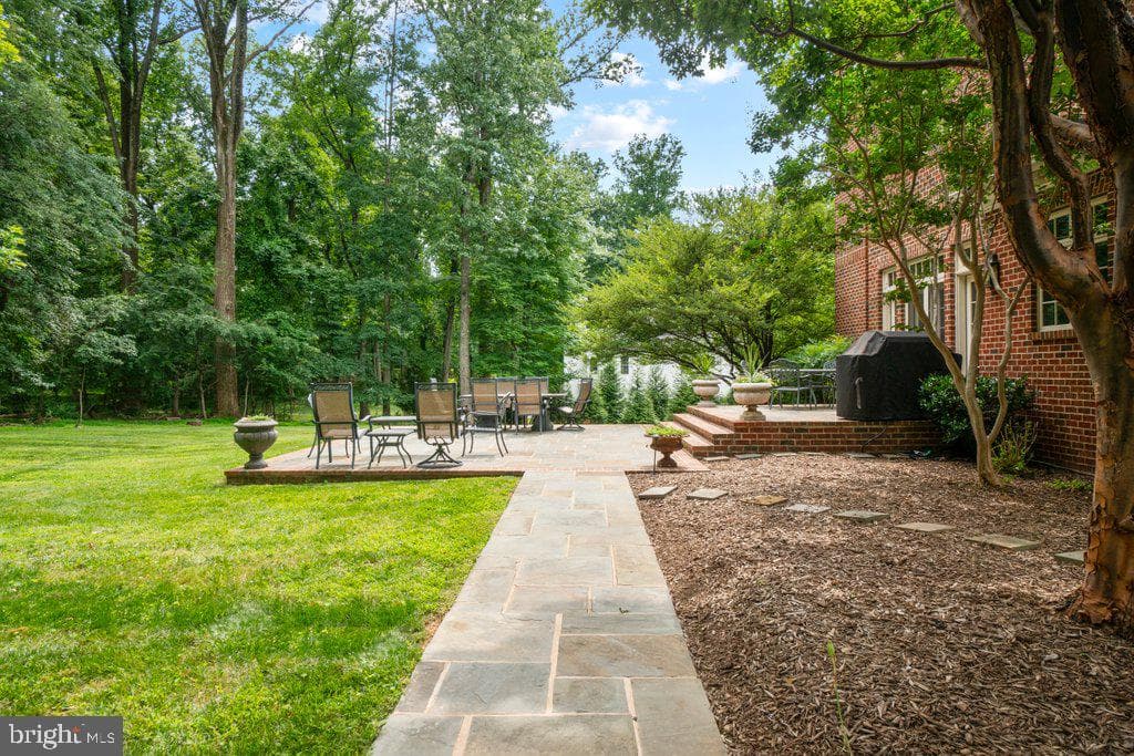 2605 Chestnut Woods Court photo 97