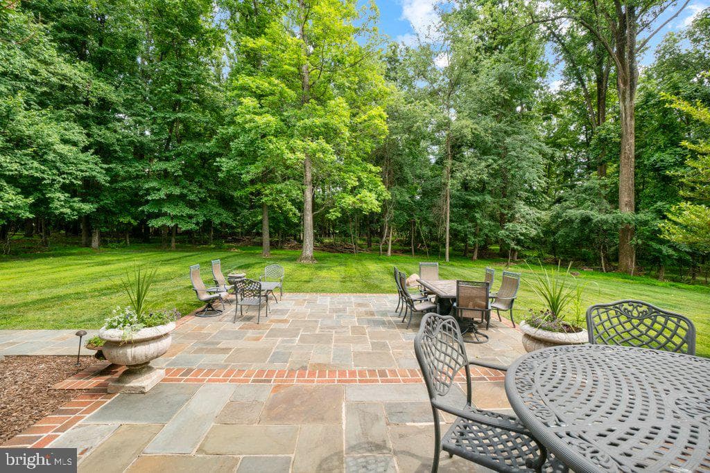 2605 Chestnut Woods Court photo 99