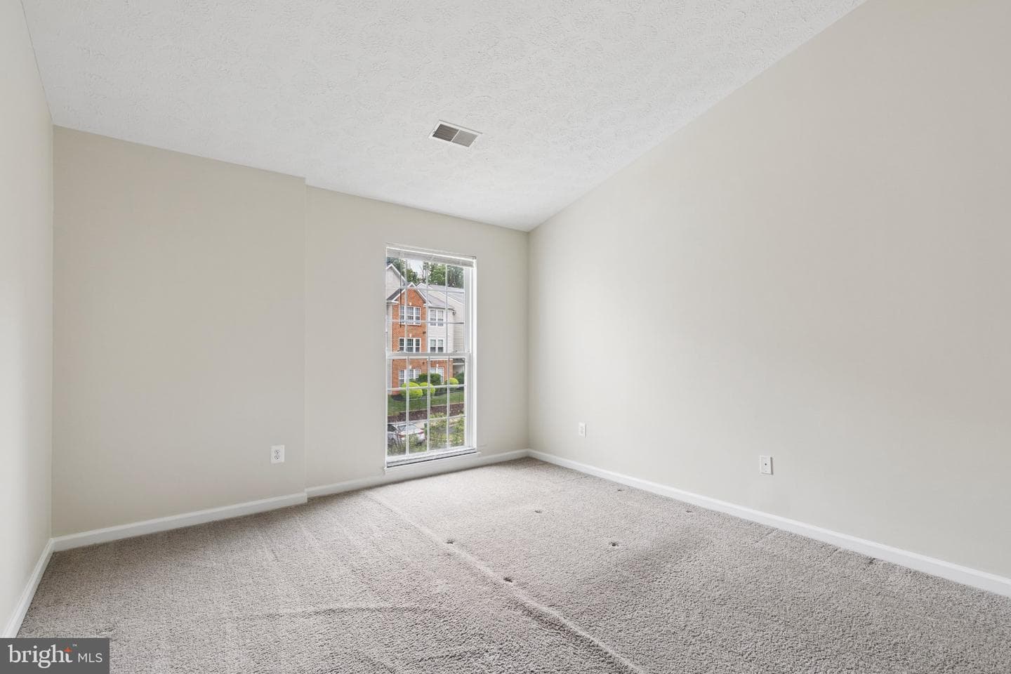 5051 Marchwood Court #6j photo 20