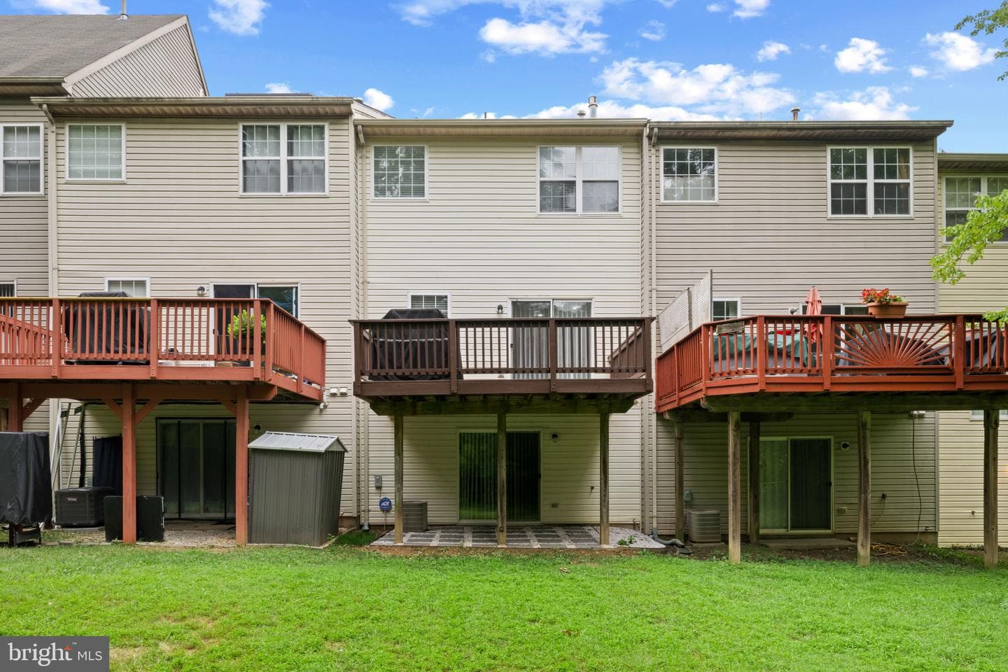 220 Persimmon Circle photo 30