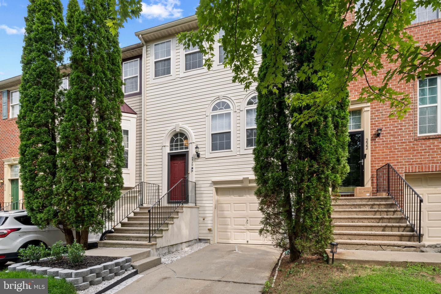 220 Persimmon Circle photo 32