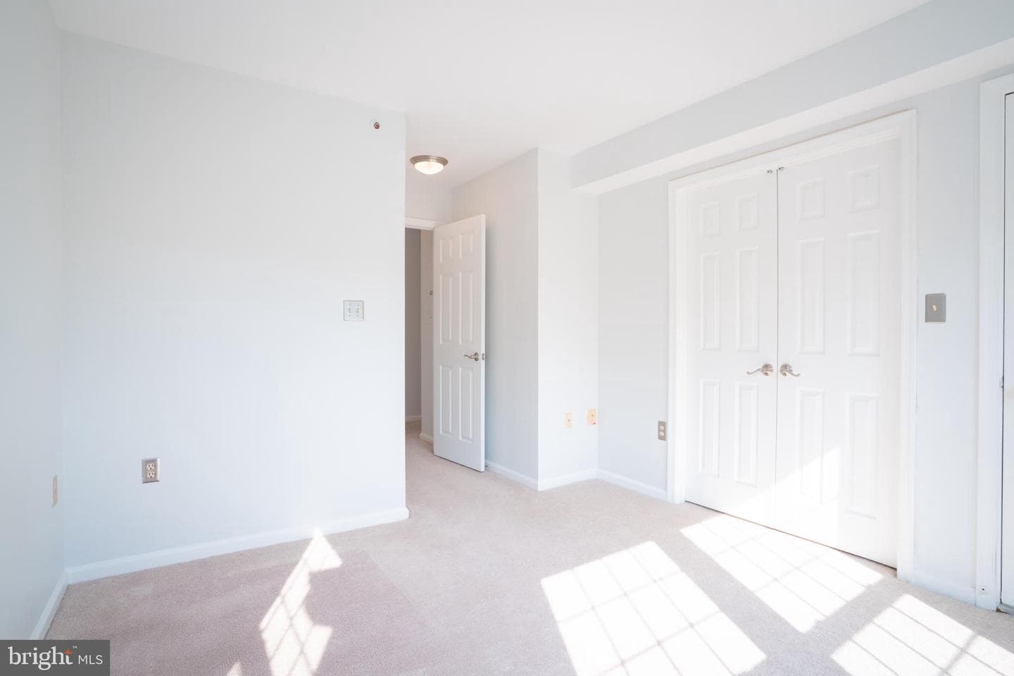 4406 Silverbrook Ln # J photo 7