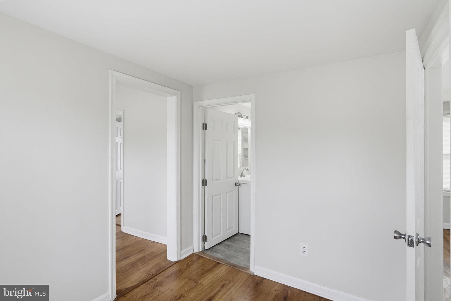 13216 Birdale Ave photo 25