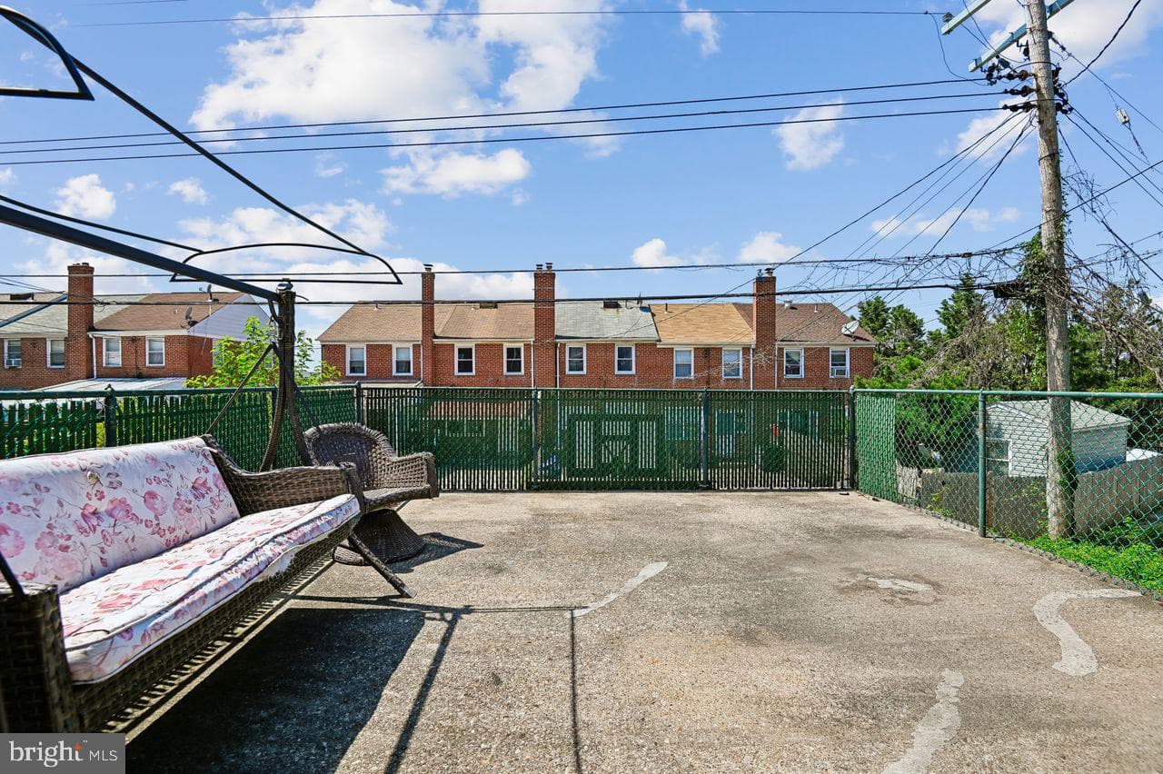 7156 Eastbrook Avenue photo 9