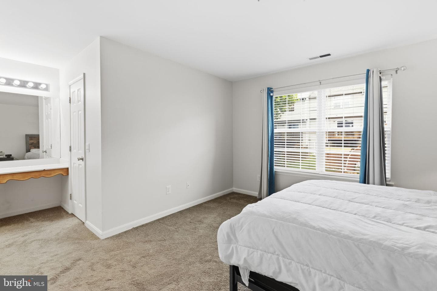 22 Arrowood Court photo 11