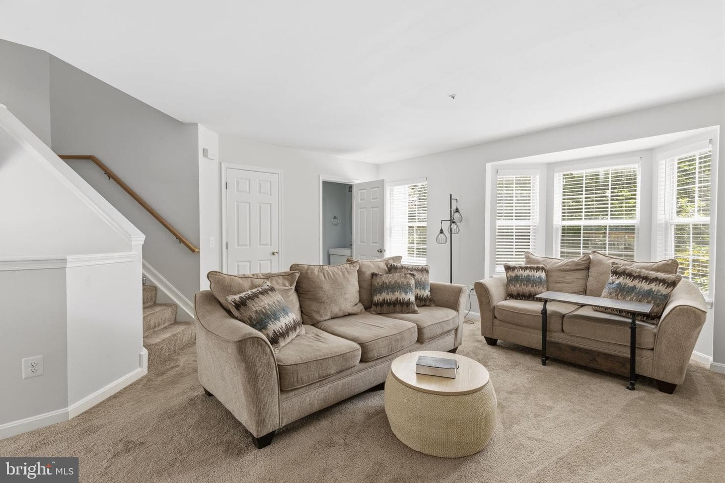 22 Arrowood Court photo 3