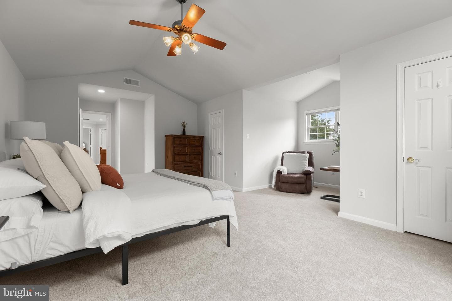 16 Farm Ridge Court photo 41